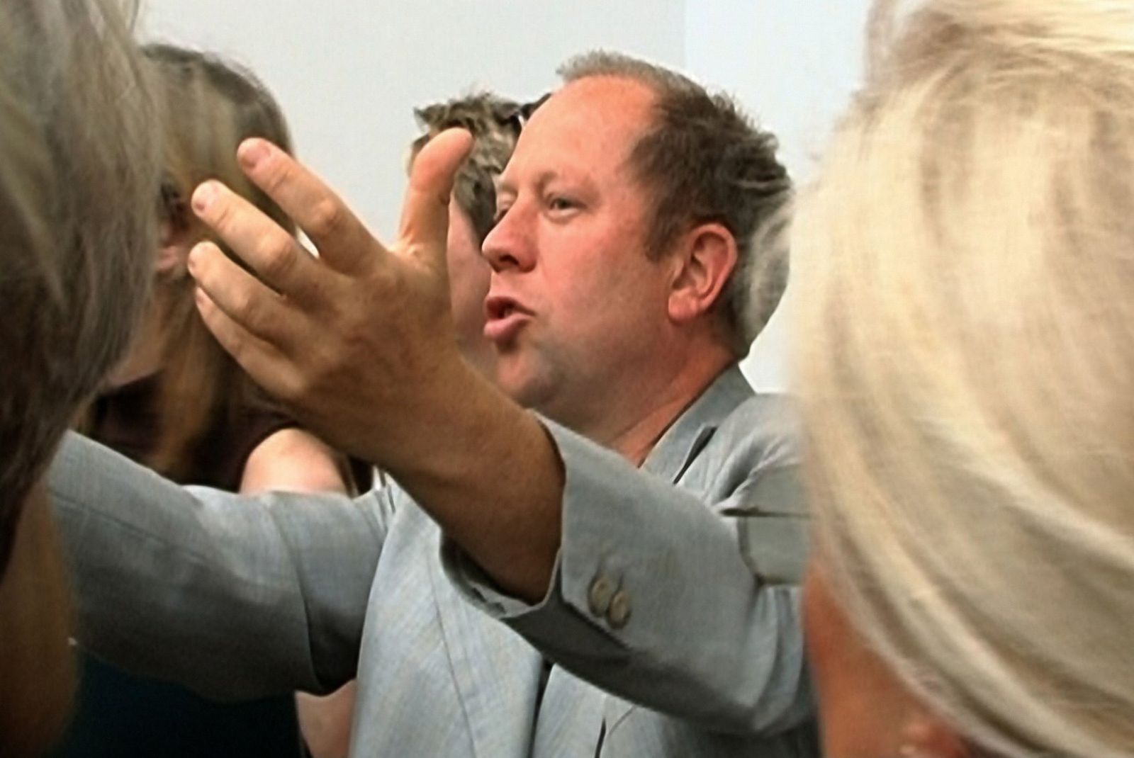 Super Art Market — Filmstill